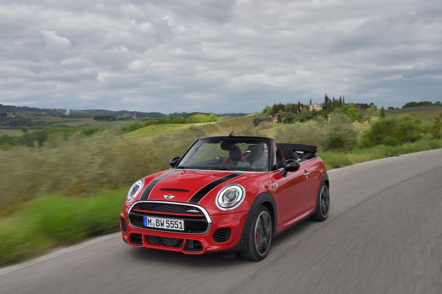  Mini Cooper S JCW Cabrio 2016 года  (фото 68 из 104)